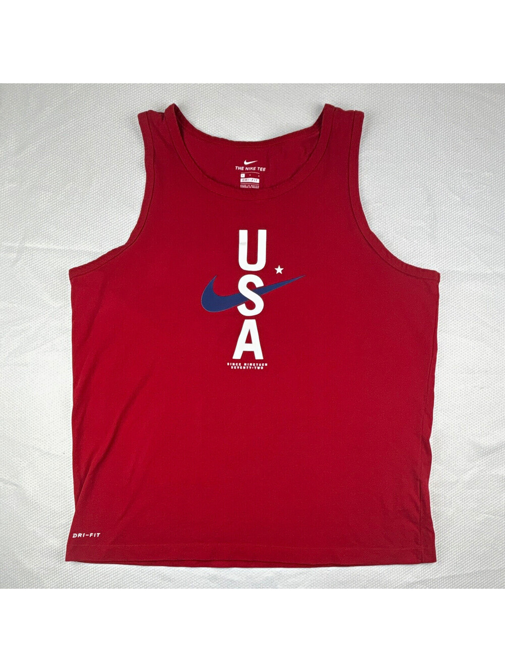 Nike Dri-FIT The Nike Tee USA Graphic Tank Top Mens L Red Sleeveless